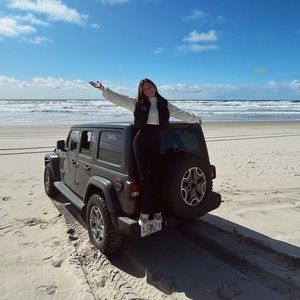 Meet your Posher, Cameron